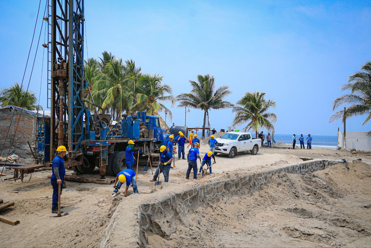 el-salvador-inicia-la-construccion-de-su-cuarta-planta-desalinizadora-en-la-paz